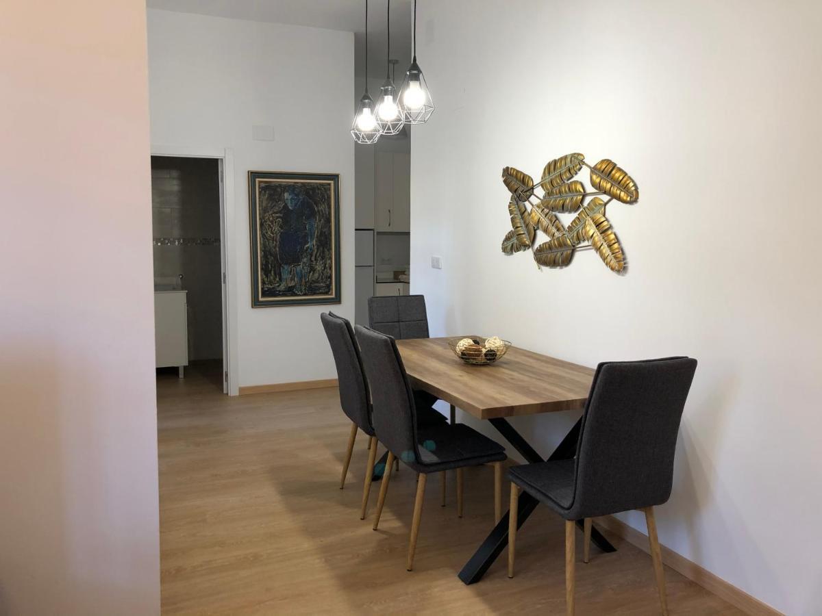 Apartamentos Iglesia De Santiago Χέρεζ Εξωτερικό φωτογραφία